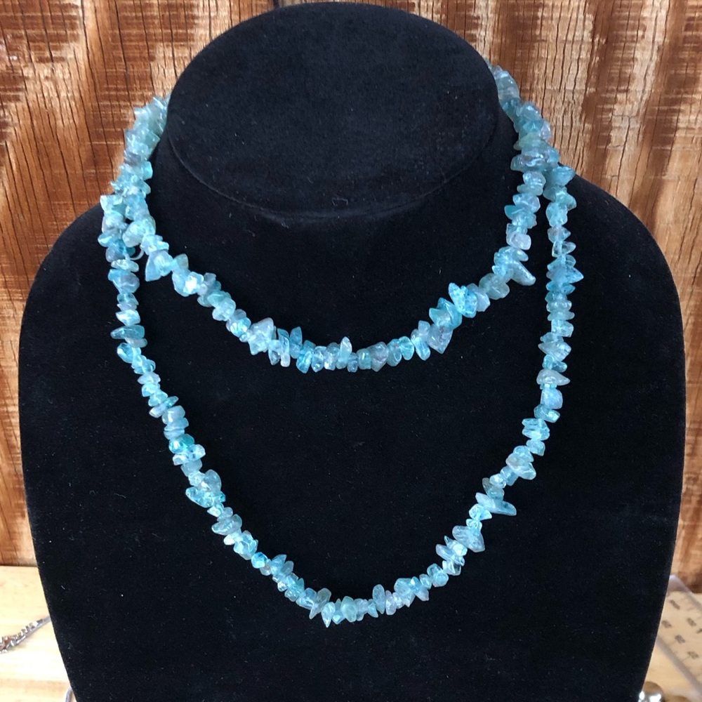 Pretty Blue Green Apatite ? Unknown Gemstone Chip Beaded Bead Strand Necklace